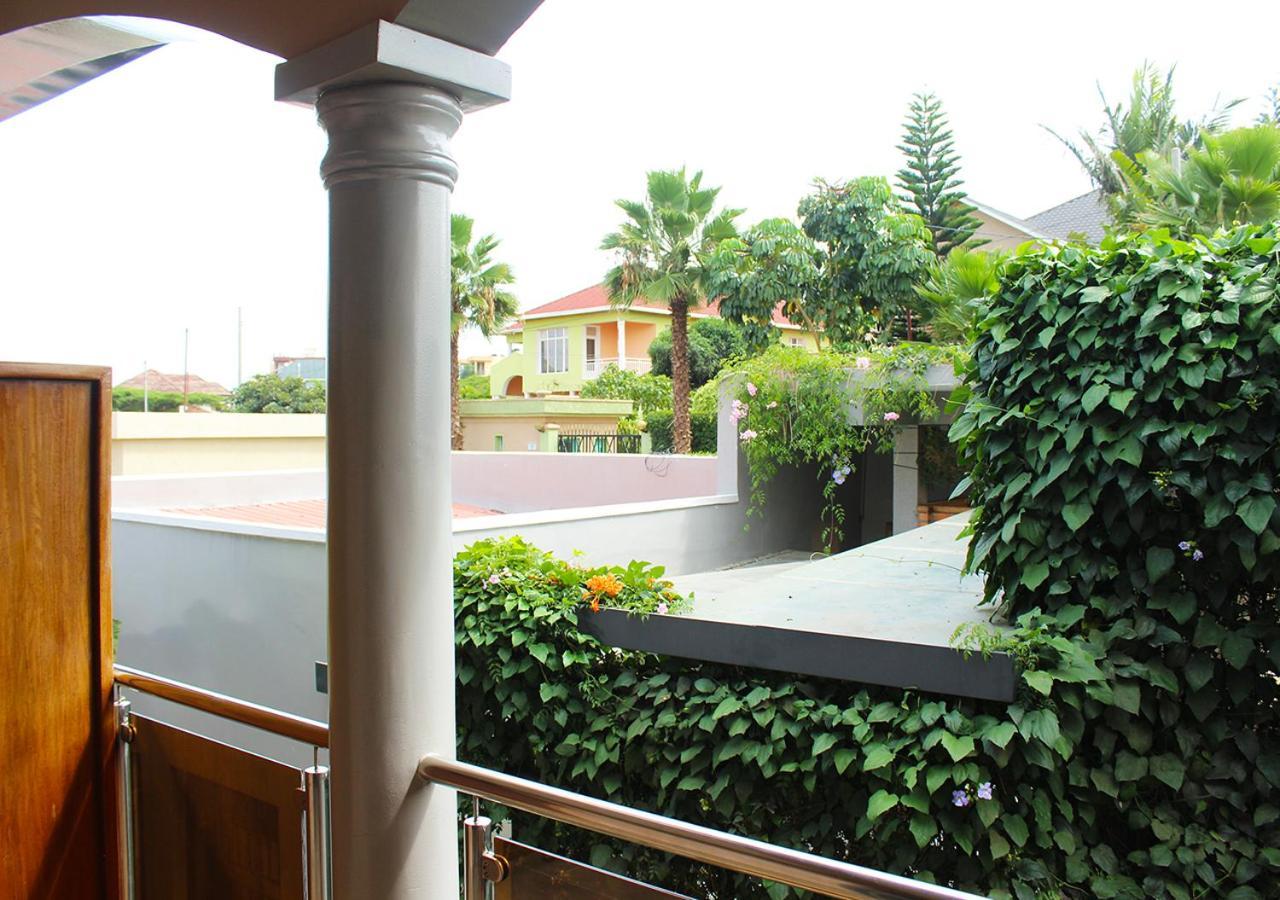 The Little Hill Boutique Hotel Kigali Exteriör bild