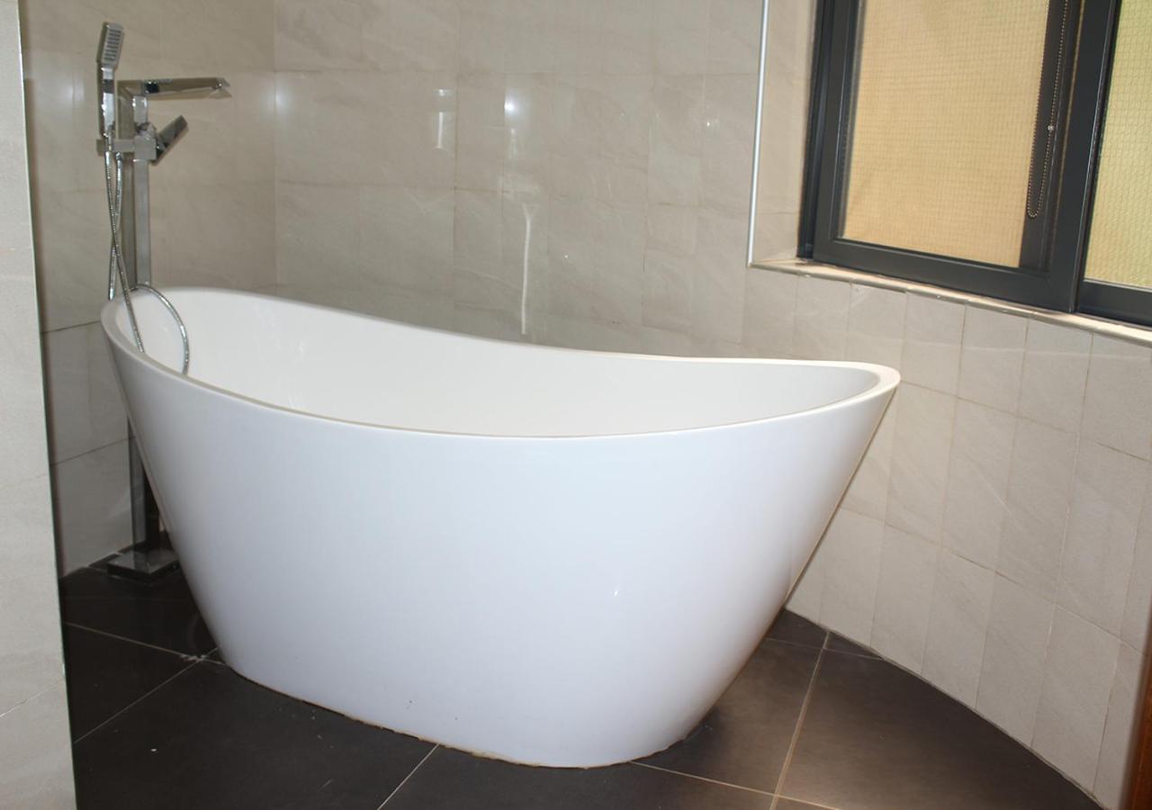 The Little Hill Boutique Hotel Kigali Exteriör bild